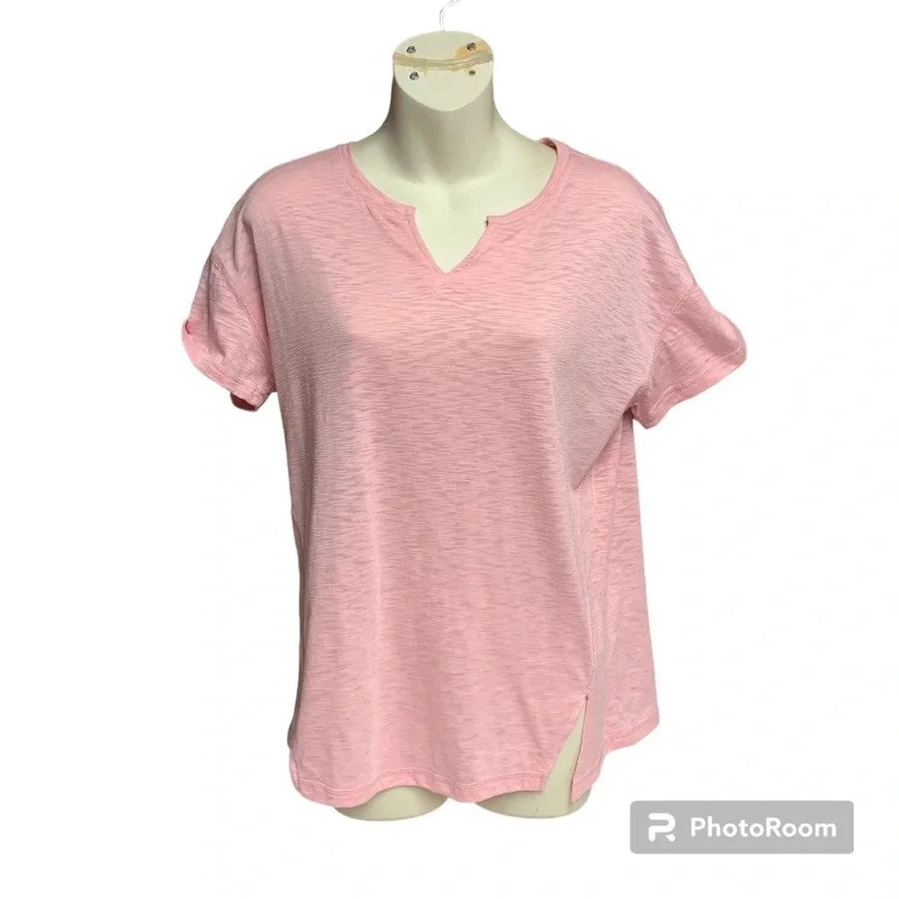 Tribal pink size small notched neckline shirt sleeve tee cute front slits